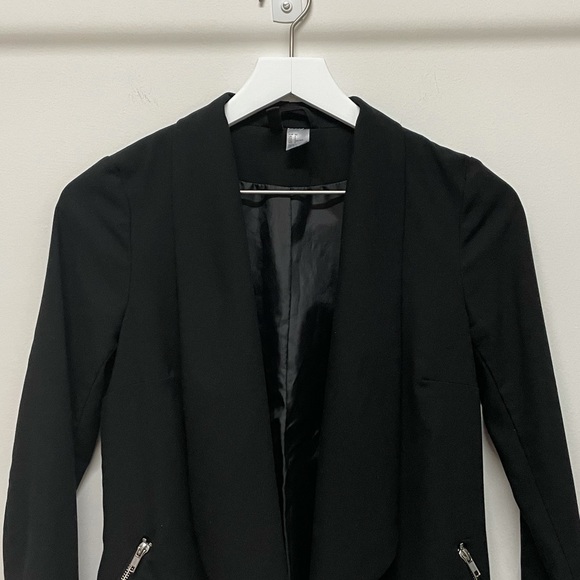 H&M Fashion Blazer - Picture 3 of 6